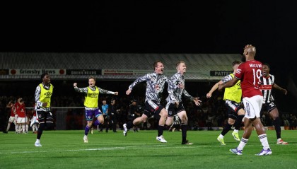 耻辱出局！联赛杯-曼联点球战总分13-14英乙队 止步次轮