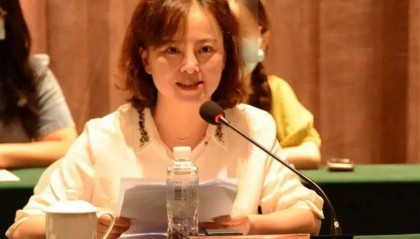 唐瑜（女，1983年生），严重违反党的廉洁纪律和生活纪律，被“双开”