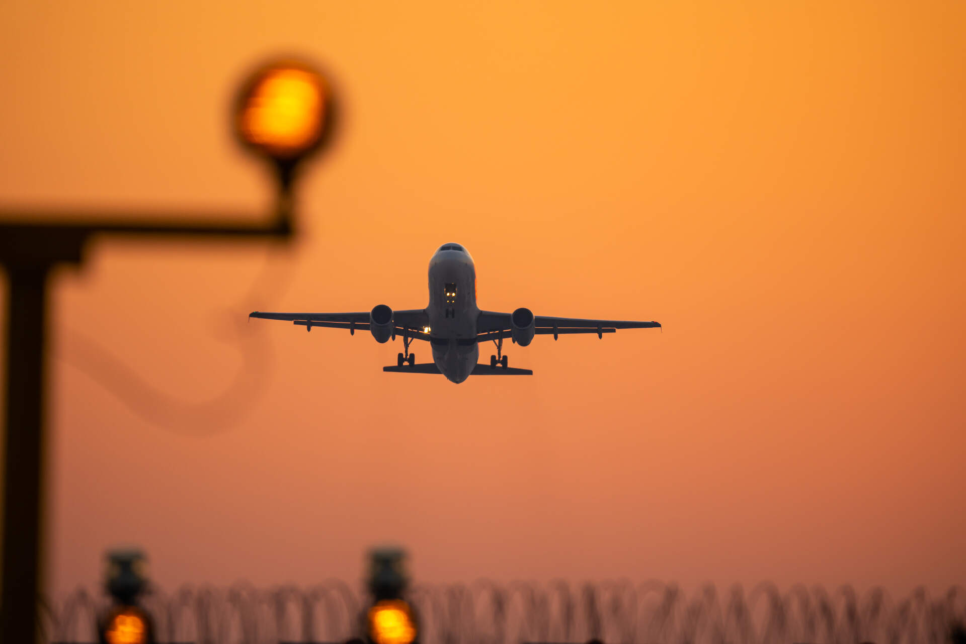 营收创历史新高,上海机场拐点已过