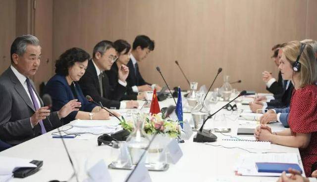 中方这次下重手了!欧盟27国同时收到坏消息:冯德莱恩已无牌可打