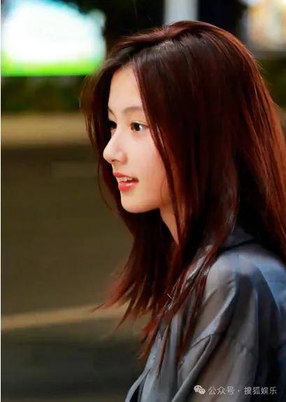 又要见证素人明星的诞生?都说她不进娱乐圈可惜了......