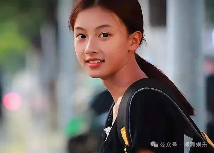 又要见证素人明星的诞生?都说她不进娱乐圈可惜了......