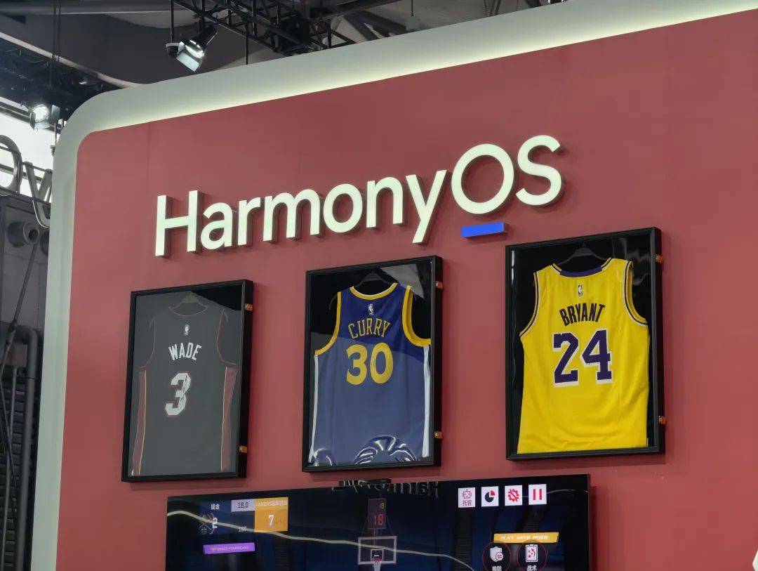 逛了一天ChinaJoy,最后被吸引的居然是鸿蒙。。。