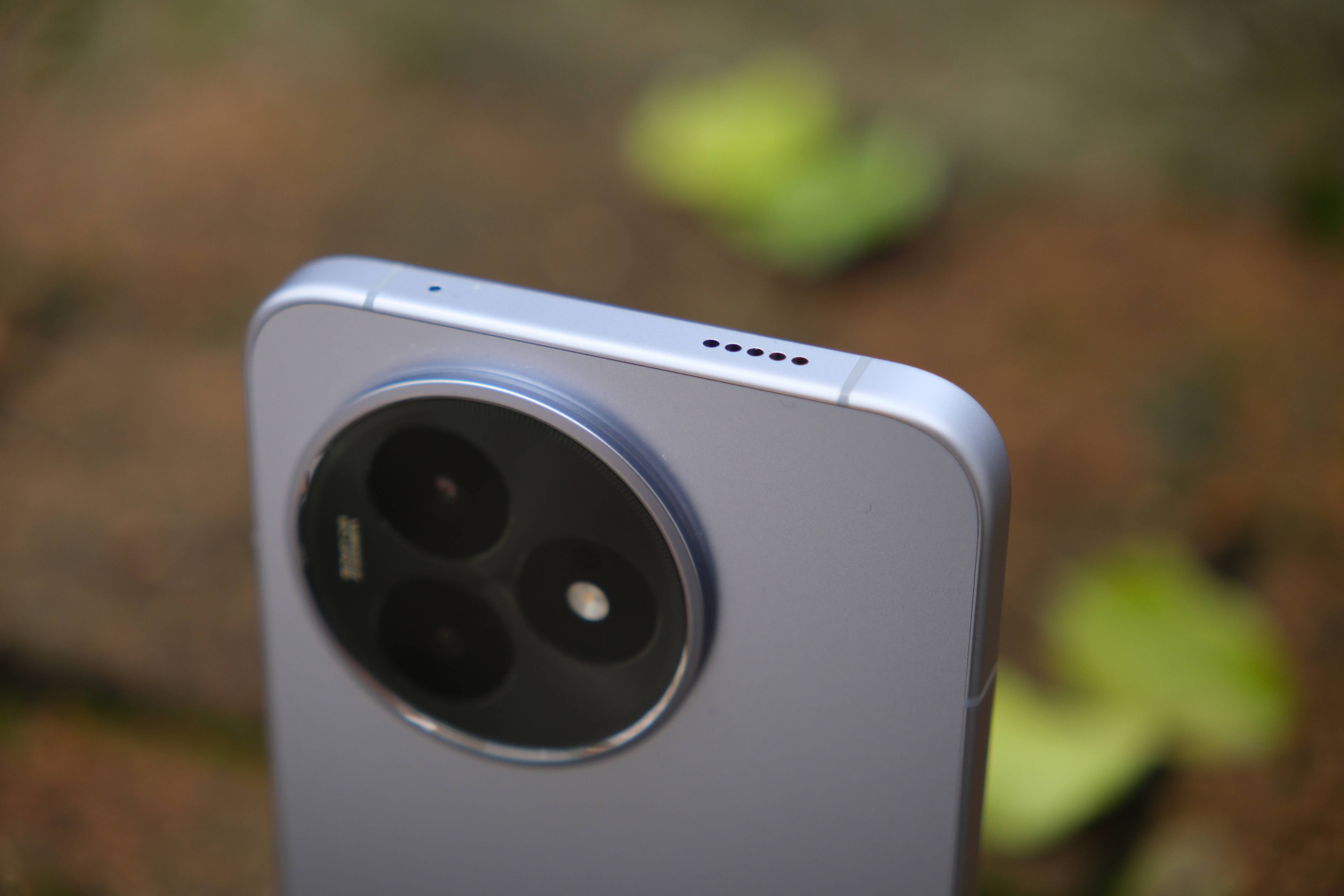 红米 K80 至尊版上手:一台想要和你踏实过日子的红米手机