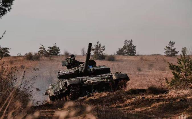 朝鲜战术惊艳全场:俄军24小时急行10公里!彻底包围红军城!泽连斯基开出割地条件