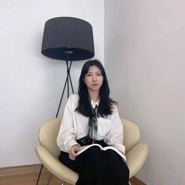 她,96年出生,应届博士生,已任浙大博导