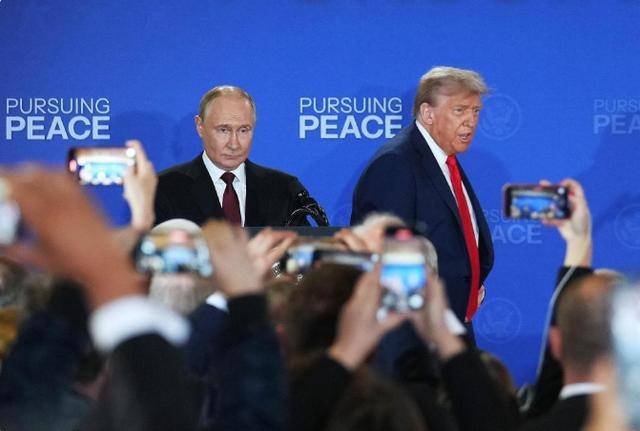 普京让步:同意美国保护乌克兰,但要中国担保?泽连斯基高兴早了