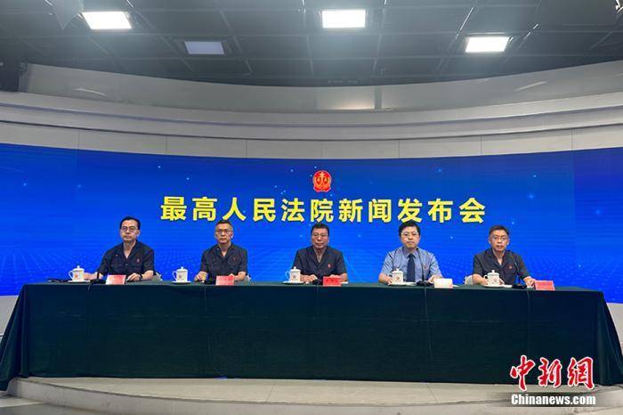 明知买主大额钱款可疑仍多次交易,一金店老板配合电诈人员转移赃款获刑