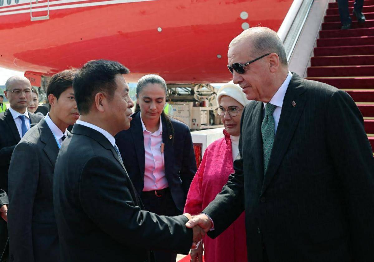 埃尔多安时隔五年访华,邀请联手在叙利亚干一件大事,中方两点表态意味深长!